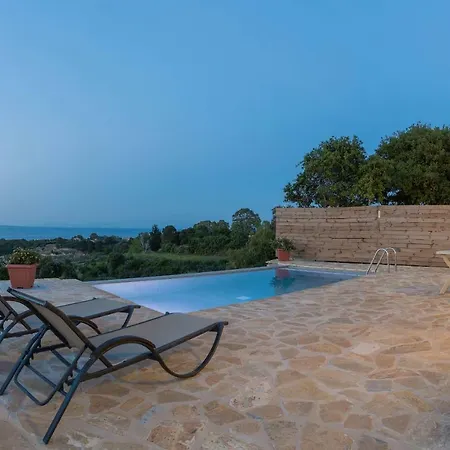 David's - Private Pool & Scenic Surroundings Villa